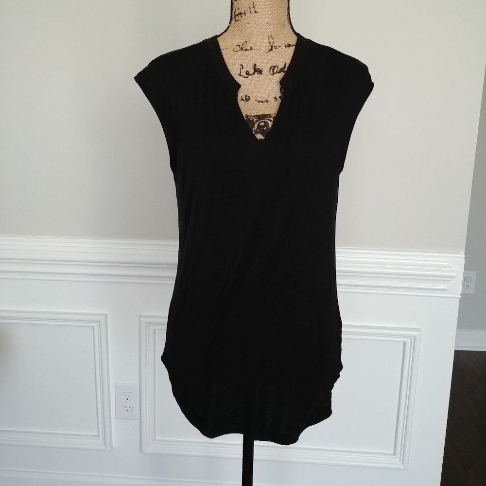 Cabi Long Black Stretchy  Top, Size Small